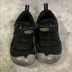 Keen Black and Gray Kids Sneakers little kids size 10